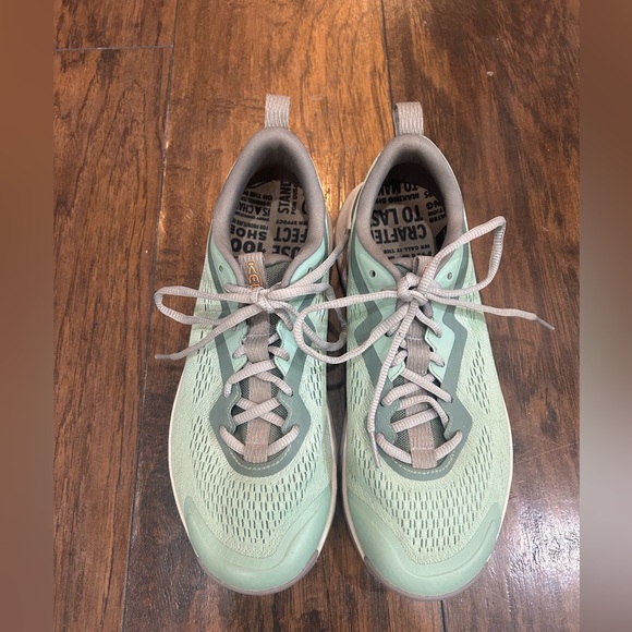 Keen Women's Mint Green Athletic Shoes - Picture 1 of 6